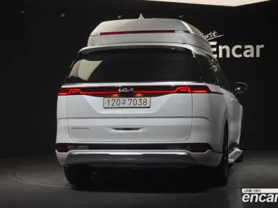 2022 Kia Canival Diesel 9-Seater Hi-Limousine, фото 4, лот 11078976