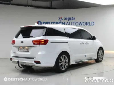 2019 Kia Canival 9-Seater Prstige, фото 2, лот 11194552