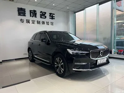 2025 Volvo XC60 B5 AWD Smart Luxury Edition, фото 3, лот 10365181
