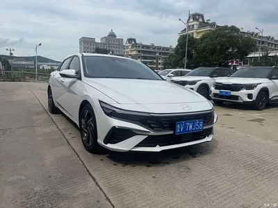 2023 Hyundai Elantra Model 1.5L CVT LUX Premium Edition, фото 2, лот 10374230