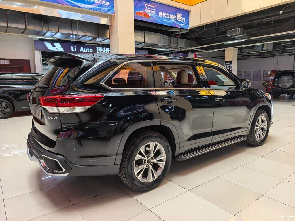 2018 Toyota Highlander 2.0T 2WD Elite 7-seater (China V), фото 3, лот 11221146