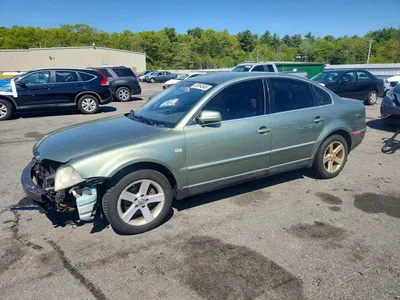 2004 VOLKSWAGEN PASSAT GLX, фото 1, лот 10977123