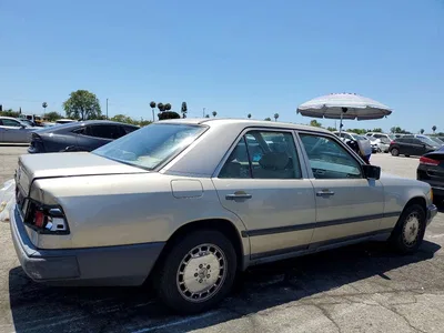 1988 MERCEDES-BENZ 300 E, фото 3, лот 10972101