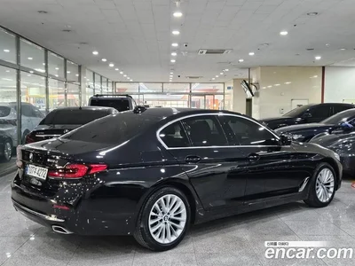 2022 BMW 5-Series 523d xDrive Luxury, фото 2, лот 10072384