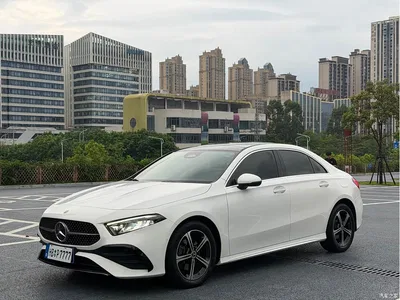 2023 Mercedes-Benz A-Class A 200 L Fashion, фото 1, лот 10826728