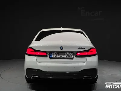 2022 BMW 5-Series 520i M Sport, фото 4, лот 10063227