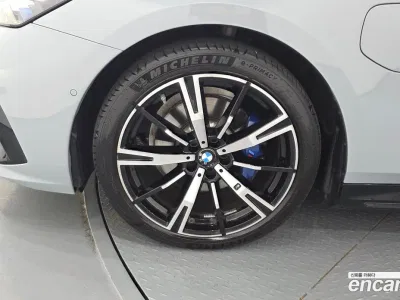 2025 BMW 5-Series 530e M Sport, фото 4, лот 10059981