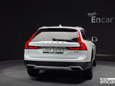 2019 Volvo V90 T5 Pro AWD, фото 4, лот 10125101