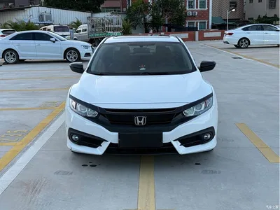 2016 Honda Civic 220TURBO CVT Luxury Edition, фото 2, лот 10428432
