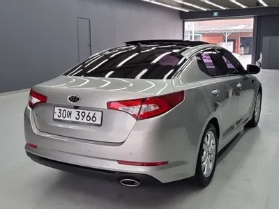 2012 Kia K5 LPI Prestige, фото 1, лот 10063141
