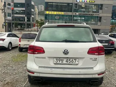 2015 Volkswagen Touareg V6 3.0 TDI Bluemotion Premium, фото 4, лот 10129069