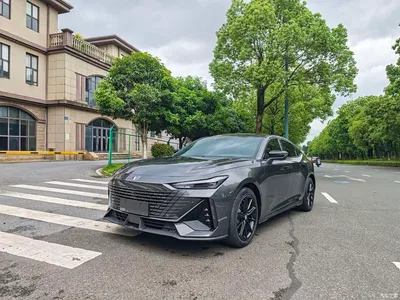 2022 Changan UNI-V 1.5T Premium Model, фото 1, лот 10251480