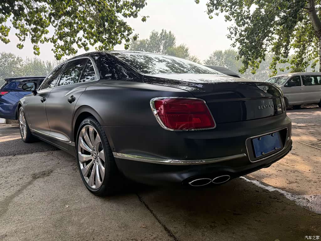 2021 Bentley Flying Spur, фото 3, лот 11217456
