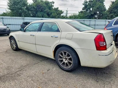2010 CHRYSLER 300 TOURING, фото 3, лот 10866640