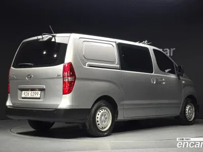 2019 Hyundai Starex Van 5-Seater, фото 2, лот 10161585