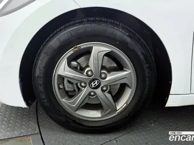 2017 Hyundai AVANTE 1.6 GDI Style, фото 4, лот 10087678