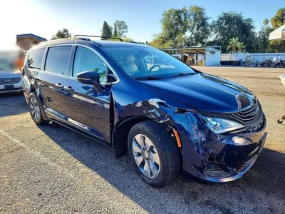 2018 CHRYSLER PACIFICA HYBRID LIMITED, фото 4, лот 10869155