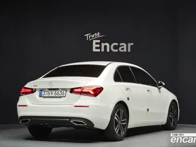2021 Mercedes-Benz A-Class A220 Sedan, фото 1, лот 10041719