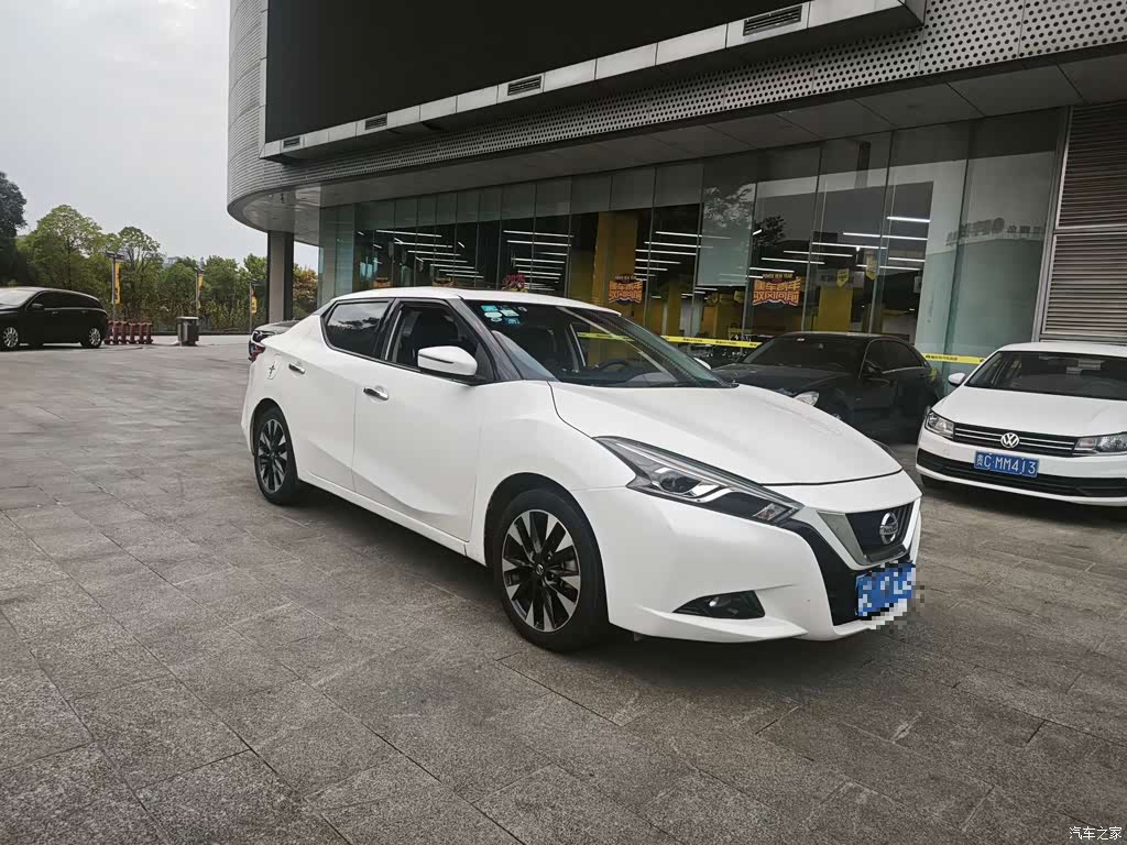 2016 Nissan Bluebird 1.6L CVT Smart Cool, фото 3, лот 11205570