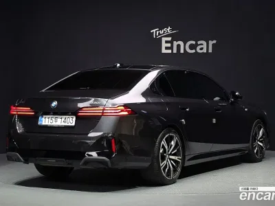 2025 BMW 5-Series 530i xDrive M Sport, фото 2, лот 10141713