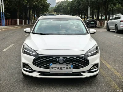 2021 Ford Focus Sedan EcoBoost 180 Auto Trend, фото 2, лот 10294577