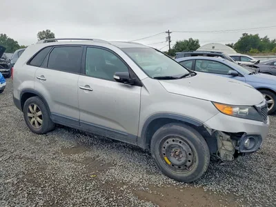2013 KIA SORENTO LX, фото 4, лот 10782174