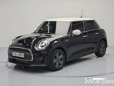 2023 Mini Cooper 5Door Classic, фото 1, лот 10183219