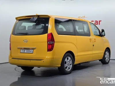 2019 Hyundai Starex School Bus, фото 2, лот 10381051