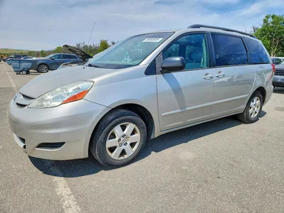 2008 TOYOTA SIENNA, фото 1, лот 10553883