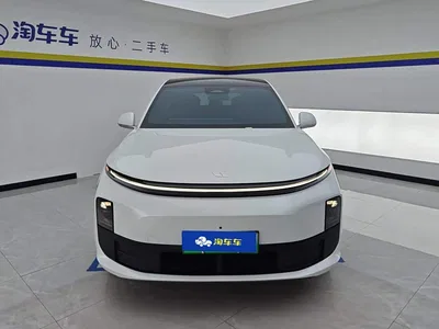 2025 Li Auto L6 Pro Smart Renewal Edition, фото 2, лот 10830105