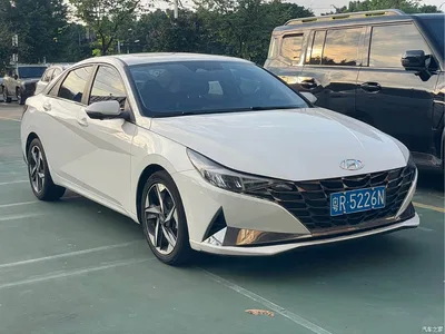2022 Hyundai Elantra 1.5L CVT LUX Premium Edition, фото 3, лот 10374522
