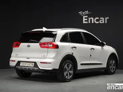 2018 Kia Niro Prestige, фото 2, лот 10520621