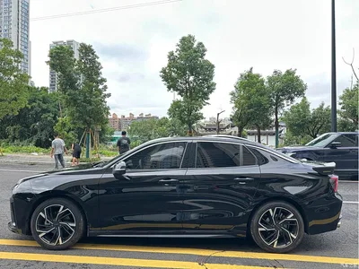 2025 Lynk & Co 03 1.5TD DCT Champion Pro, фото 3, лот 11517165