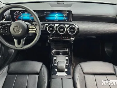 2020 Mercedes-Benz A-Class A250 4MATIC Sedan, фото 1, лот 10035504