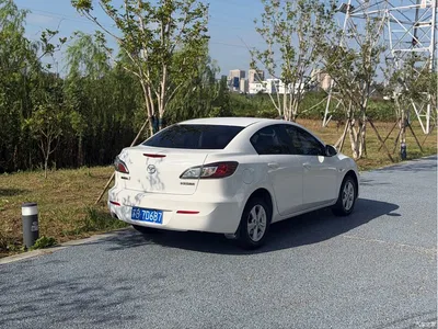2015 Mazda Mazda3 Axela Model Sedan 1.6L Automatic Comfort, фото 4, лот 10327535