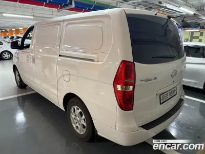 2014 Hyundai Starex 3-Seater VAN, фото 4, лот 10392072
