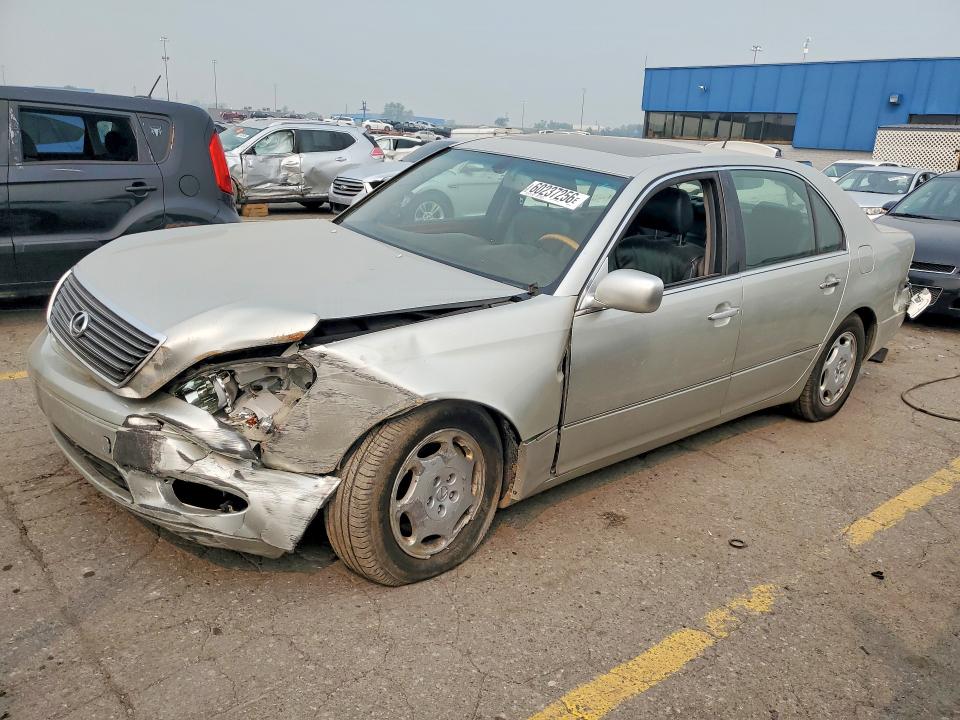 2001 LEXUS LS 430, фото 1, лот 10971724