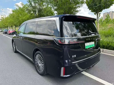 2025 Voyah Auto Voyah Dreamer PHEV AWD Flagship Kunpeng Edition, фото 4, лот 10358468