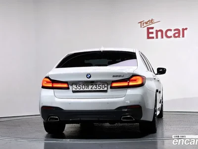 2021 BMW 5-Series 523d M Sport, фото 4, лот 10062172