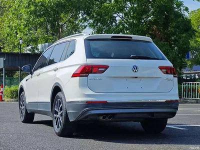 2017 Volkswagen Tiguan L 330TSI Automatic 2WD Luxury Edition, фото 3, лот 10461834