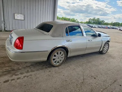 2004 LINCOLN TOWN CAR ULTIMATE, фото 3, лот 10977212