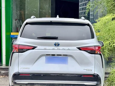 2021 Toyota Sienna 2.5L Hybrid Platinum Edition, фото 3, лот 10391555