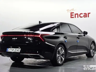 2023 Kia K8 Signature Special, фото 2, лот 11085254