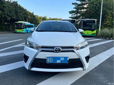 2015 Toyota YARiS L Zhi Xuan 1.5E Auto Charming Edition, фото 2, лот 10299058
