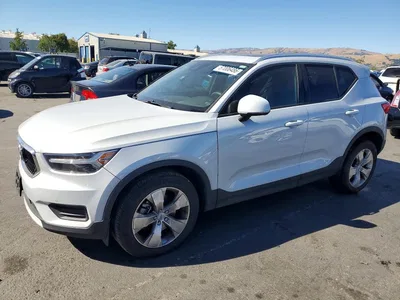 2020 VOLVO XC40 T5 MOMENTUM, фото 1, лот 10875866