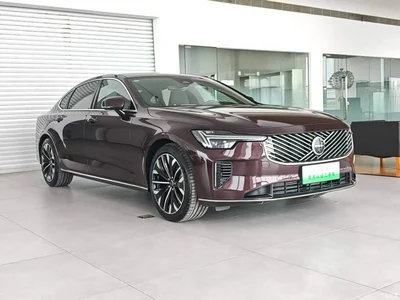 2026 Volvo S90 Plug-in Hybrid Plug-in Hybrid AWD Long Range Zhiyuan Luxury Edition, фото 3, лот 11507383