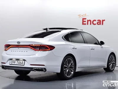 2018 Hyundai Grandeur 2.4 Premium, фото 2, лот 11451243