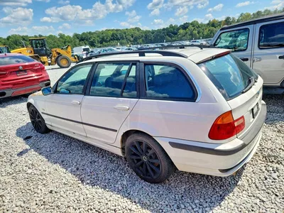 2001 BMW 325 IT, фото 2, лот 10972211