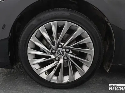 2021 Lexus ES 300h Luxury Plus, фото 4, лот 10224889