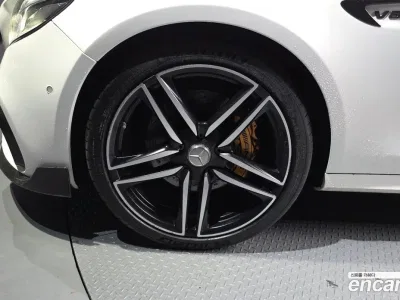 2019 Mercedes-Benz E-Class E63 AMG 4MATIC+, фото 4, лот 10077585